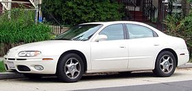 2nd Oldsmobile Aurora -- 09-24-2011.jpg